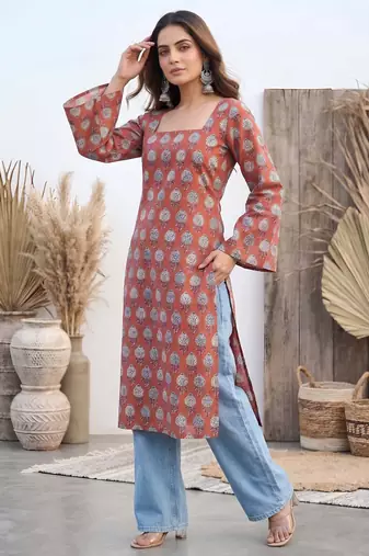 Maroon  pure cotton printed kurti for women
