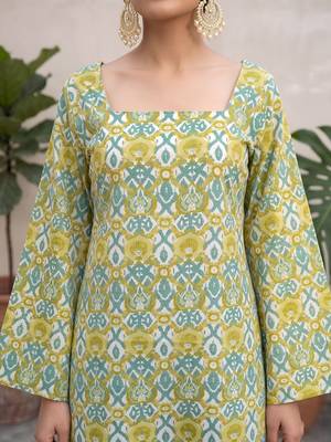 Green  pure cotton printed kurti for women 4
