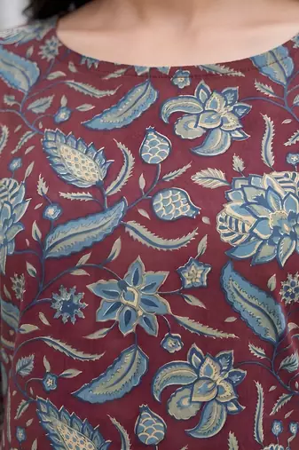Burgundy  pure cotton printed kurti for women