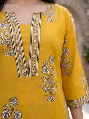 Yellow  pure cotton printed kurti for women 2