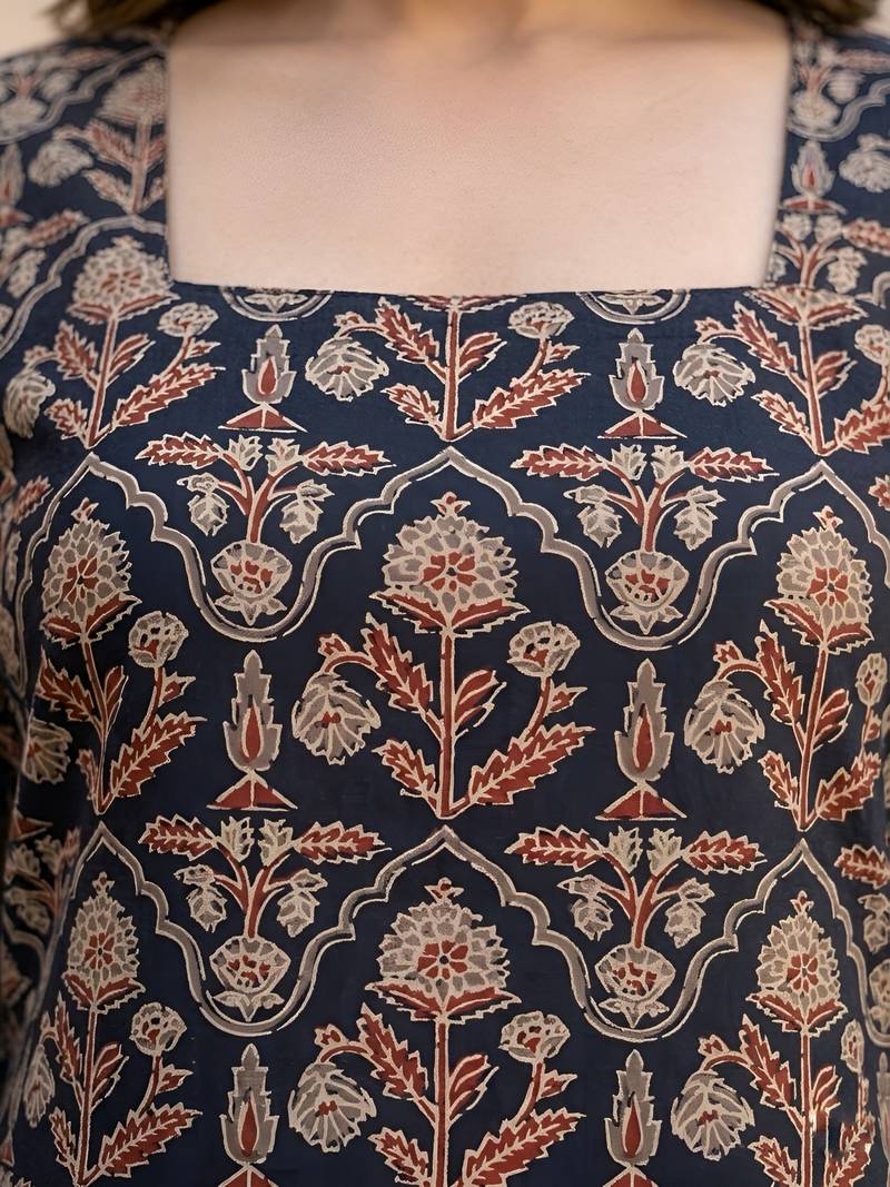 Black  pure cotton printed kurti for women