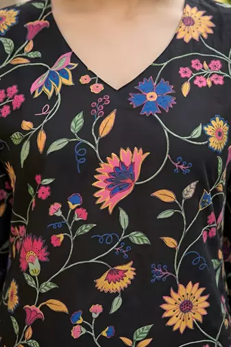 Black  pure cotton printed kurti for women