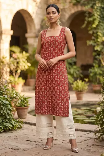 Maroon  pure cotton printed kurti for women