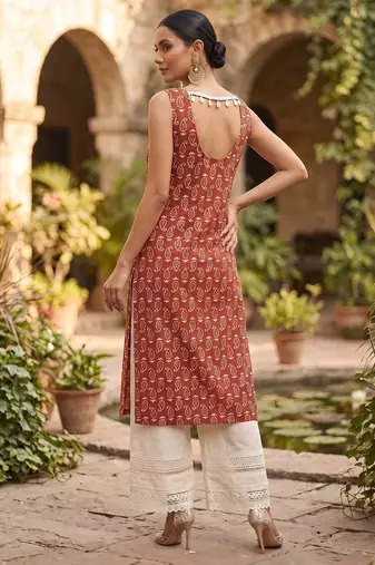 Maroon  pure cotton printed kurti for women