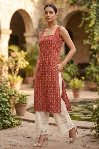 Maroon  pure cotton printed kurti for women