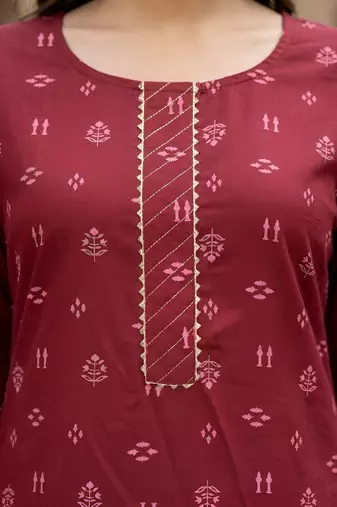 Maroon  pure cotton printed kurti for women