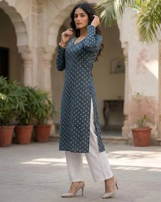 Blue  pure cotton printed kurti for women 4