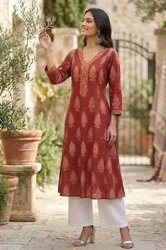 Maroon  pure cotton printed kurti for women