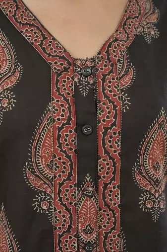 Black  pure cotton printed kurti for women