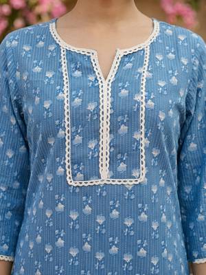 Blue  pure cotton printed kurti for women 2