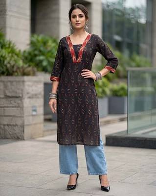Black  pure cotton printed kurti for women 2
