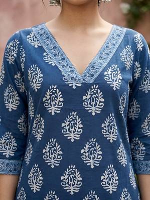 Blue  pure cotton printed kurti for women 2