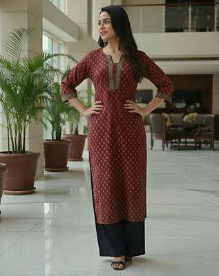 Maroon  pure cotton printed kurti for women 3