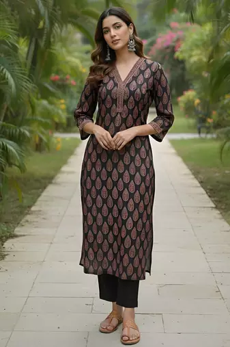 Black  pure cotton printed kurti for women