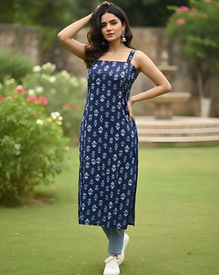 Blue  pure cotton printed kurti for women 5