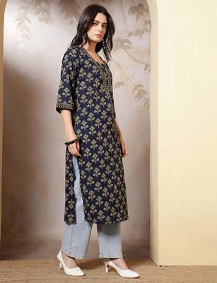 Blue  pure cotton printed kurti for women 3