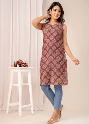 Maroon  pure cotton printed kurti for women 4