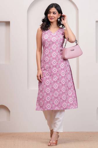 Mauve  pure cotton printed kurti for women