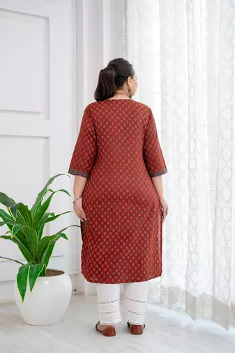 Maroon  pure cotton printed kurti for women