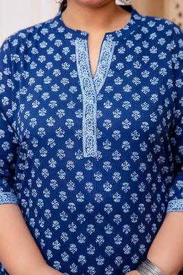 Blue  pure cotton printed kurti for women 2