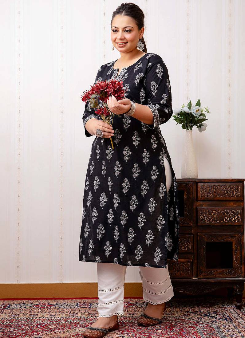 Black  pure cotton printed kurti for women