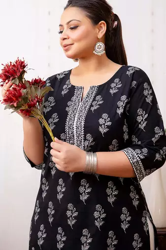 Black  pure cotton printed kurti for women