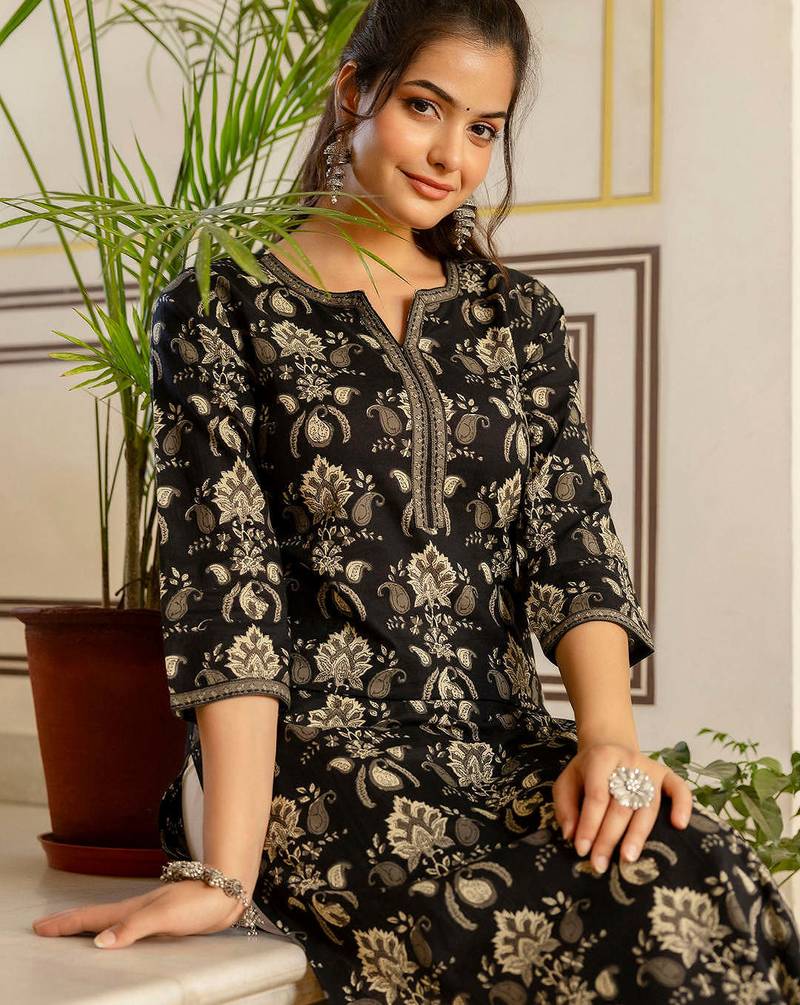 Black  pure cotton printed kurti for women