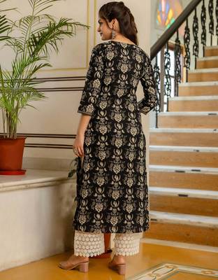 Black  pure cotton printed kurti for women 5