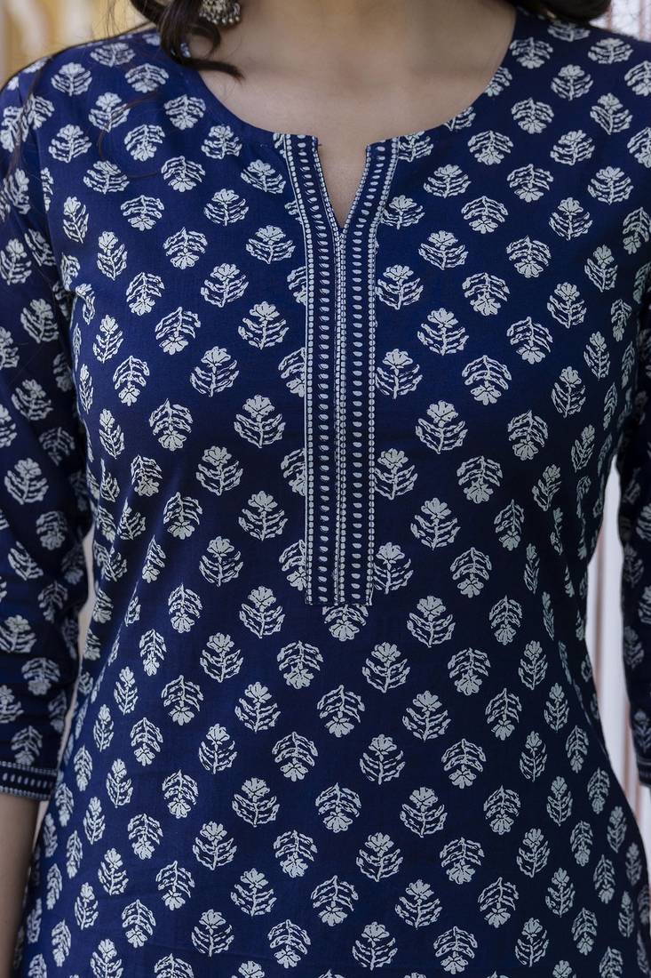 Blue  pure cotton printed kurti for women