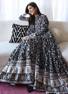 Black maslin cotton digital print anarkali gown set 2