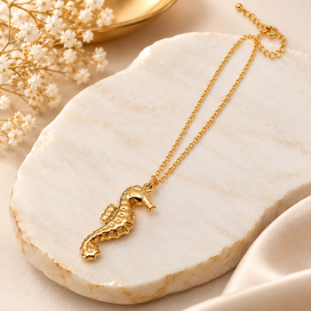 Anti-Tarnish Golden Seahorse Charm Pendant Necklace – Elegant Ocean-Inspired Designer Neck Chain 2