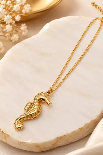 Anti-Tarnish Golden Seahorse Charm Pendant Necklace – Elegant Ocean-Inspired Designer Neck Chain