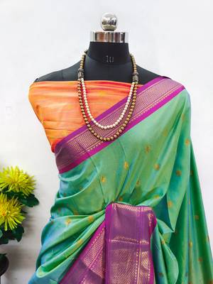 Rama green zari woven silk blend traditional saree with blouse 4