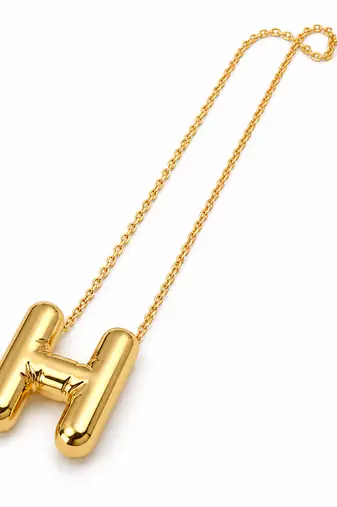 Anti-Tarnish Luxe Golden H Alphabet Pendant Necklace – Stylish Minimalist Statement Jewellery for Everyday Elegance