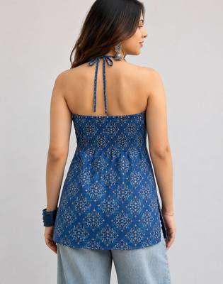 Blue cotton blend printed short kurtis 2