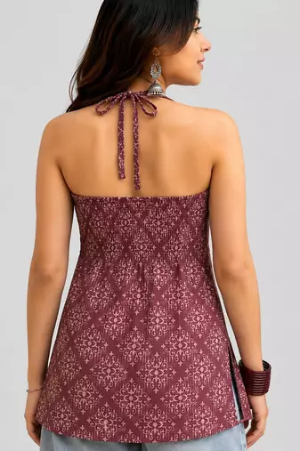 Maroon cotton blend printed short kurtis