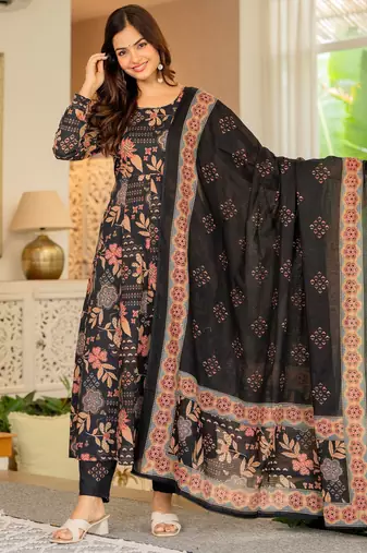 Black blended cotton printed kurta sets