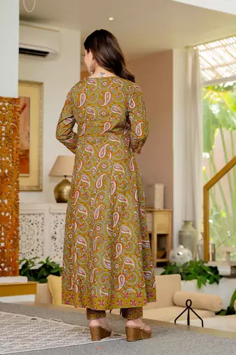 Mustard blended cotton printed kurta sets