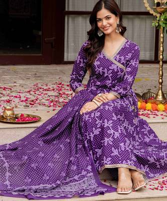 Purple blended cotton printed kurta sets 5
