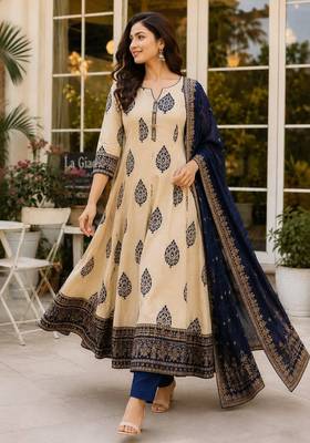 Navy blue blended cotton printed kurta sets 4
