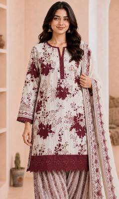 Maroon blended cotton printed kurta sets 3
