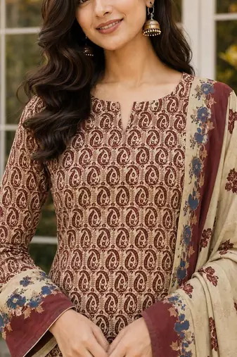 Red blended cotton printed kurta sets
