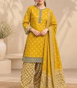 Yellow blended cotton printed kurta sets