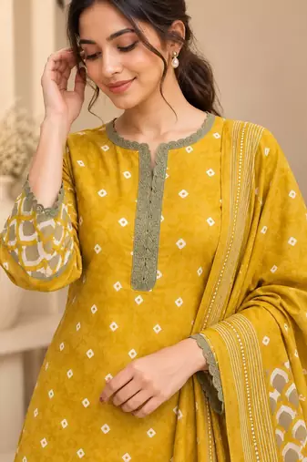 Yellow blended cotton printed kurta sets