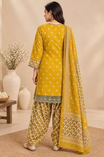 Yellow blended cotton printed kurta sets
