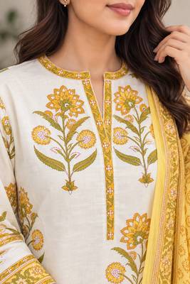 White blended cotton printed kurta sets 1