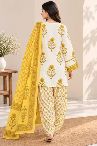 White blended cotton printed kurta sets