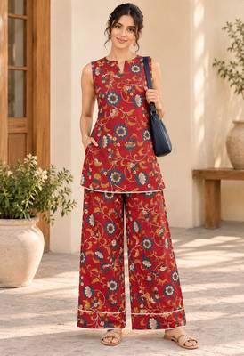 Red blended cotton printed kurta sets 1