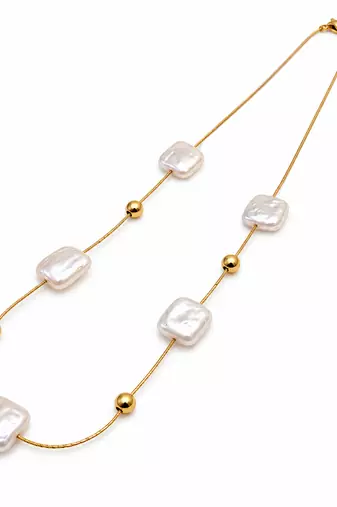 Anti-Tarnish Elegant Golden Chain with Premium Square White Pearl Accents