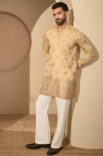 Men’s cream silk blend kurta with solid embroidered | trendy ethnic wear for festive, wedding & party occasions